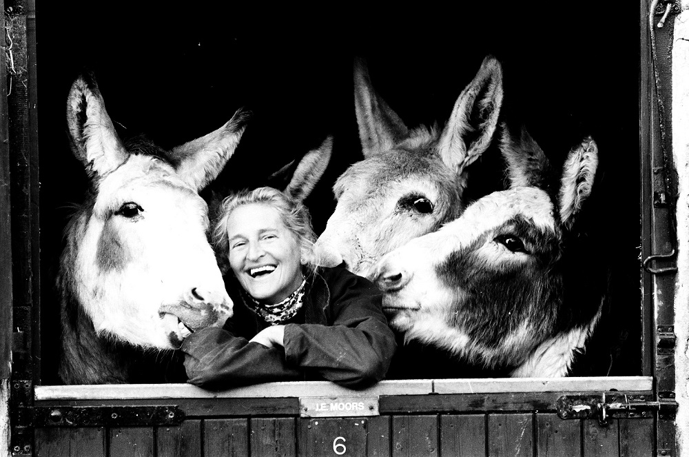 Dr Svendsen with donkeys in 1986. Photo copyright: Mike Hollist. 