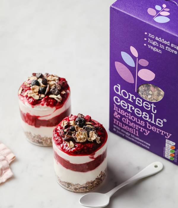 Vegan no bake raspberry and muesli cheesecake jars